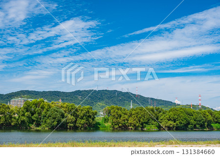 大阪府高槻市淀川的秋景 大阪府高槻市淀川的秋景 131384660