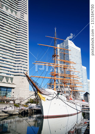 [Kanagawa Prefecture] Nippon Maru Memorial Park under clear skies 131384780