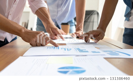 商人開會 商人開會 131386460