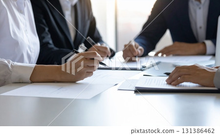 商人開會 131386462