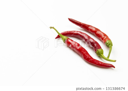新鮮紅辣椒 131386674