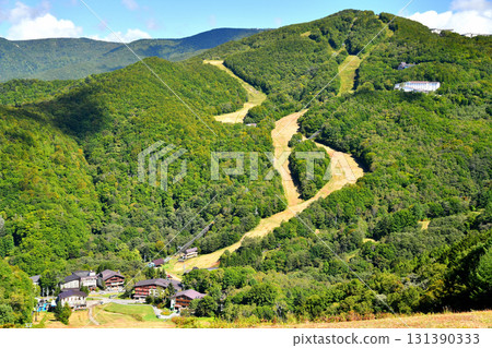 View of Nishitateyama Ski Resort from Giant Ski Resort (Yamanouchi Town, Nagano Prefecture) [September 2025] 131390333