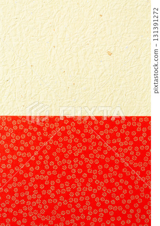 紅色和淺黃色和紙,帶有金色花卉圖案 紅色和淺黃色和紙,帶有金色花卉圖案 131391272