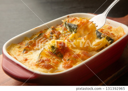 Pumpkin gratin 131392965