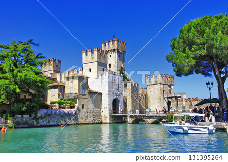 scenery of Italy series - Sirmione. lake Lago di Garda scenery of Italy series - Sirmione. lake Lago di Garda 131395264