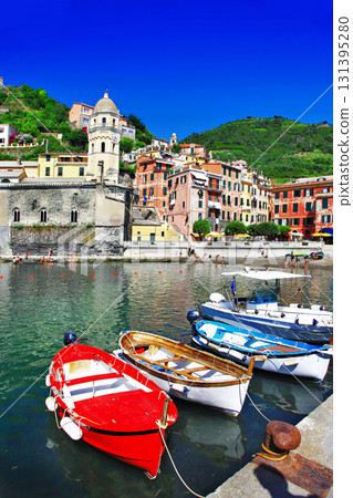 Vernazza - beautiful coastal village in Cinque terre, Italy 131395280