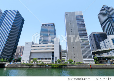 Buildings along the Dojima River in Osaka (Kita Ward, Osaka City, Osaka Prefecture) 131395416