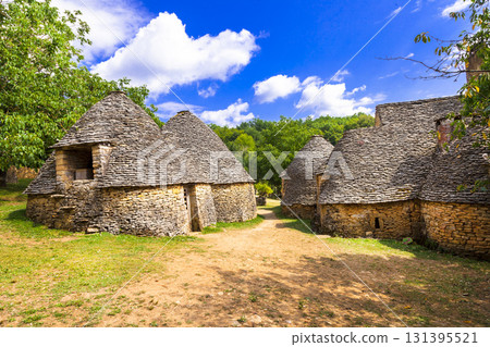 Cabanes du Breuil - ancient village in France, Perigord 131395521