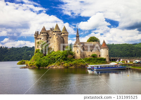 beautiful fairy castle in lake - Chateau de Val, France beautiful fairy castle in lake - Chateau de Val, France 131395525