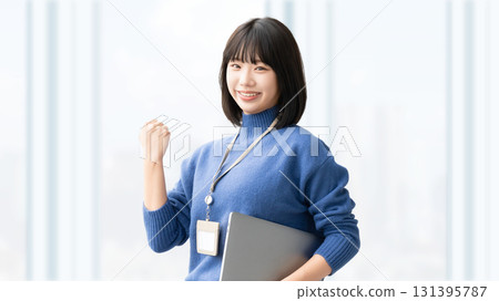 Woman/businesswoman doing a fist pump 131395787