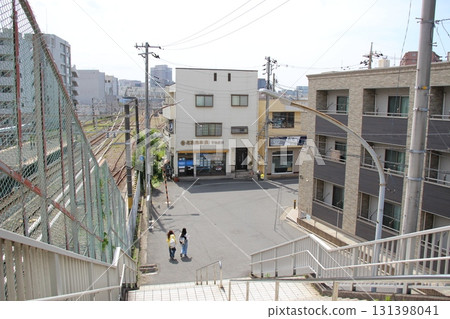 In front of JR Higashi-Chiba Station 131398041