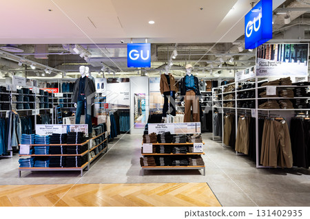 Shop for clothes at the GU LINKS UMEDA store in Kita-ku, Osaka City, Osaka Prefecture 131402935