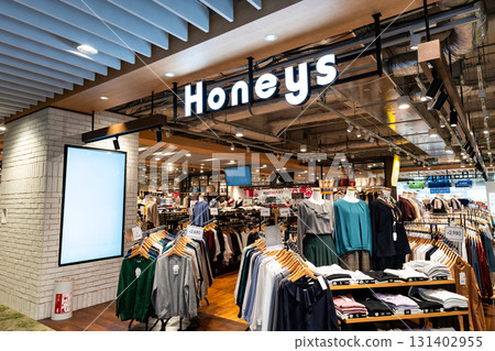 Honeys Links Umeda Store, Kita-ku, Osaka City, Osaka Prefecture 131402955
