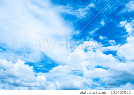 The sky heading towards summer The sky heading towards summer 131407932
