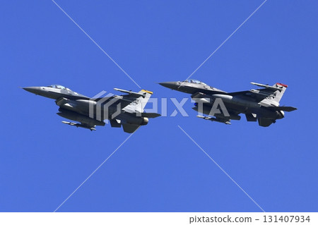 F16 Fighting Falcon 131407934