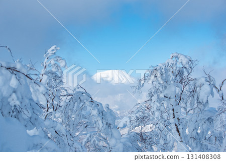 Mount Yotei as seen from the ski resort at Rusutsu Resort, Hokkaido 131408308