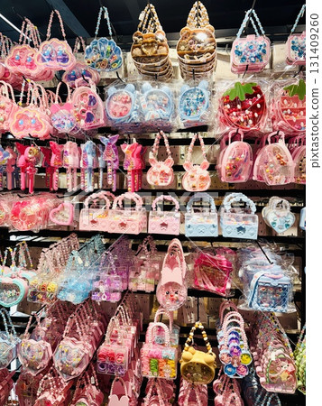 女孩子一定會喜歡的彩色商品 131409260