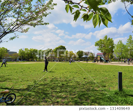 Hiroo Disaster Prevention Park, Ichikawa City, Chiba Prefecture Hiroo Disaster Prevention Park, Ichikawa City, Chiba Prefecture 131409649