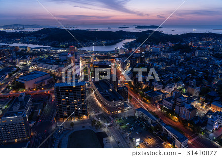 山口縣下關市中心和關門海峽的夜景 131410077