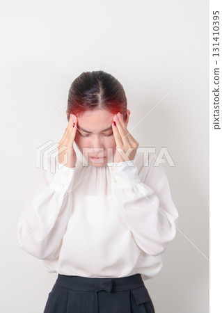 Business Woman having headache and Dizzy for concepts of Chronic Stress, Headache and Migraine, World Brain Tumor day, Brain Cancer, Brain Stroke, Dementia, alzheimer, Hypotension and mental health Business Woman having headache and Dizzy for concepts of Chronic Stress, Headache and Migraine, World Brain Tumor day, Brain Cancer, Brain Stroke, Dementia, alzheimer, Hypotension and mental health 131410395