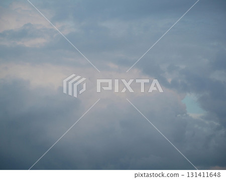 多雲的天空 131411648