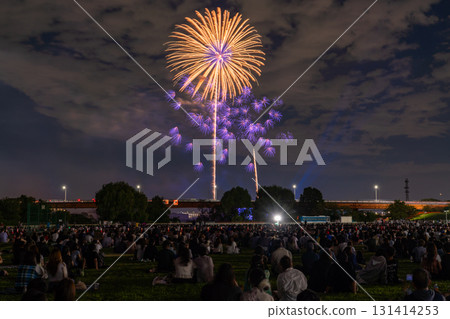 <Tokyo> Kita Ward Fireworks Festival and Fireworks <Tokyo> Kita Ward Fireworks Festival and Fireworks 131414253