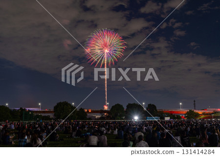 <東京>北區煙火大會和煙火大會 <東京>北區煙火大會和煙火大會 131414284