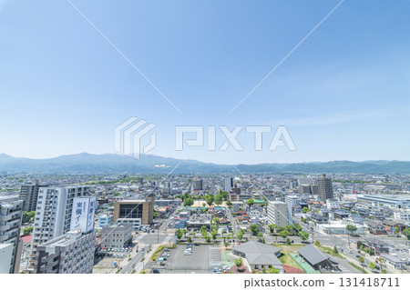 Fukushima City, Fukushima Prefecture - The cityscape of Fukushima City as seen from around JR Fukushima Station (looking west from around JR Fukushima Station) 131418711
