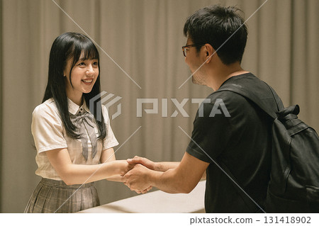 與偶像的握手會 與偶像的握手會 131418902