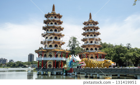 The Dragon and Tiger Pagodas is a temple located at Lotus Lake in Zuoying District.one of famous landmark in Kaoshiung.	 131419951