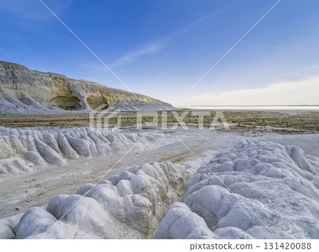 圖茲拜爾鹽湖,曼吉斯托省,哈薩克 圖茲拜爾鹽湖,曼吉斯托省,哈薩克 131420088