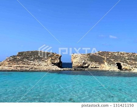 Blue lagoon of Comino island Blue lagoon of Comino island 131421150