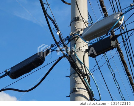 Optical closure and metal line connection terminal box Optical closure and metal line connection terminal box 131422315