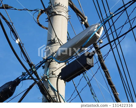 Optical closure and metal line connection terminal box 131422316