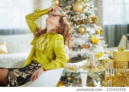 Post-Holiday Fatigue with a Warm Compress Post-Holiday Fatigue with a Warm Compress 131422456