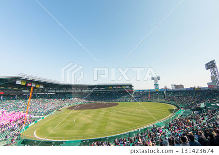 從甲子園球場右外野看台看到的景色 131423674