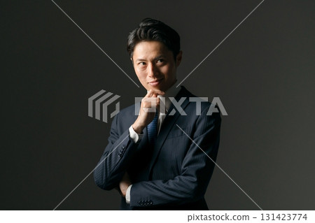 可疑的人 131423774