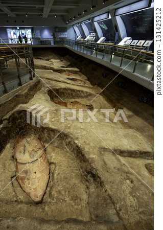 Yoshinogari Historical Park, North Tomb, Yoshinogari Town, Saga Prefecture Yoshinogari Historical Park, North Tomb, Yoshinogari Town, Saga Prefecture 131425212