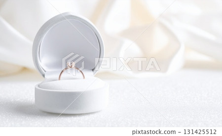 Pearl white sparkling ring case background illustration 131425512