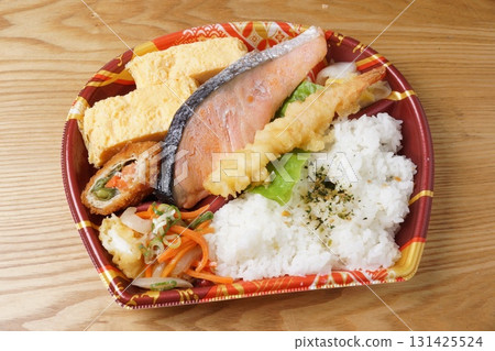 幕之內鮭魚便當 131425524