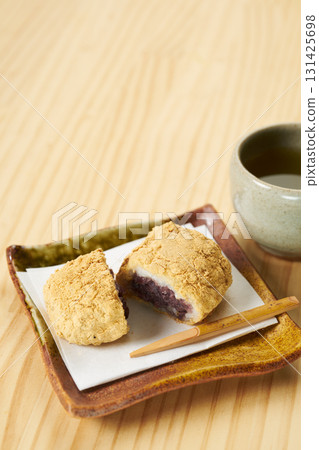 Ohagi (Early Weekend) image Ohagi (Early Weekend) image 131425698