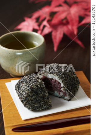 Ohagi (Early Weekend) image Ohagi (Early Weekend) image 131425703