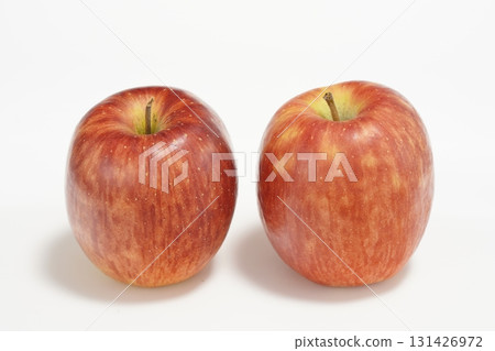 Shinano Dolce Red Apple (Nagano Prefecture) 131426972