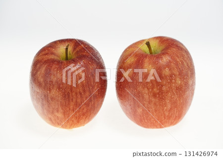 Shinano Dolce Red Apple (Nagano Prefecture) 131426974