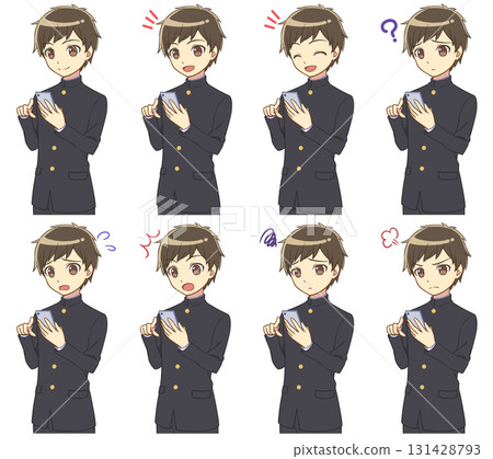 一群穿著校服的男孩操作智慧型手機 131428793