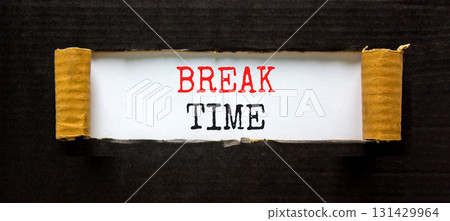 Break time symbol. Concept word Break time on beautiful white paper. Beautiful black paper background. Business break time concept. Copy space. 131429964