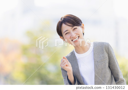 Business career woman Business career woman 131430012