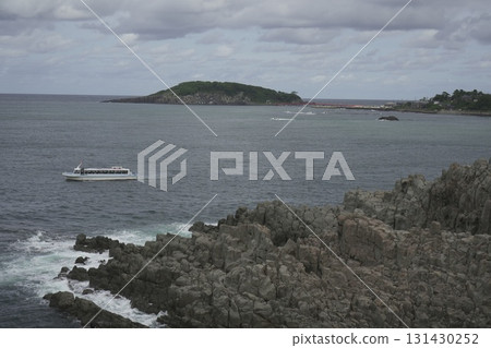 福井縣東尋坊的壯麗景色 福井縣東尋坊的壯麗景色 131430252