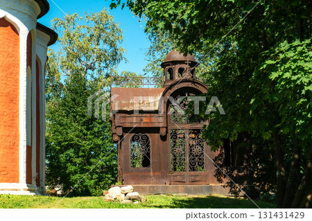 Kirillo-Belozersky Monastery. The tomb of the Simonov merchants. 131431429
