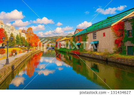 倉庫區小樽運河紅葉 131434627